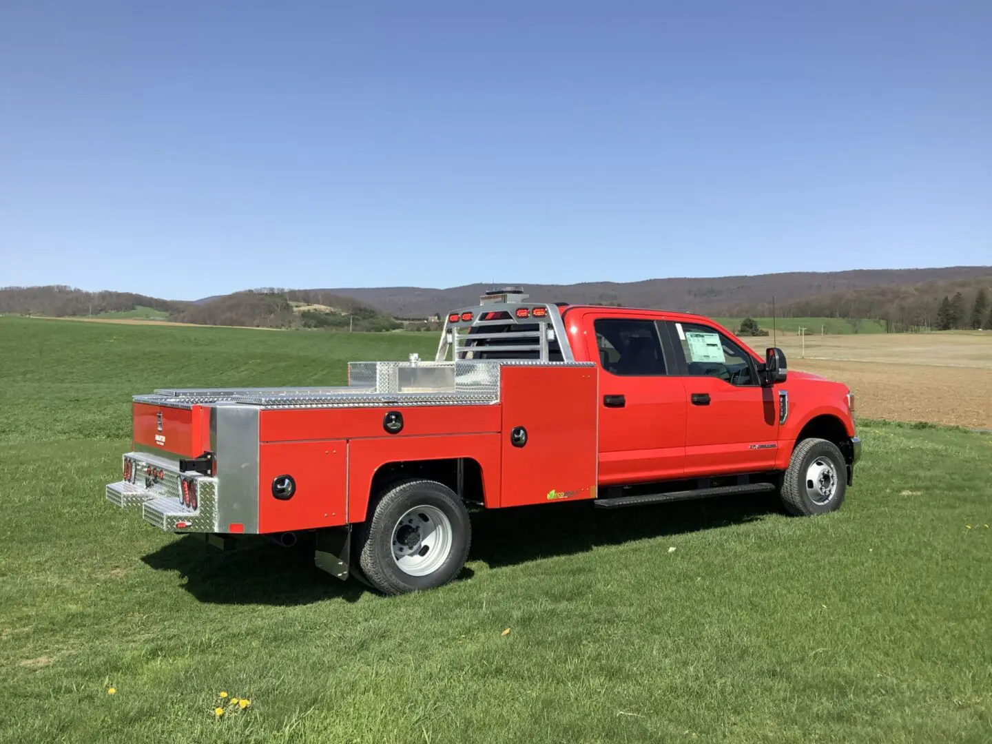 Red Colour Aluminum Truck Side View